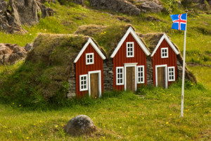 Small Icelandic houses